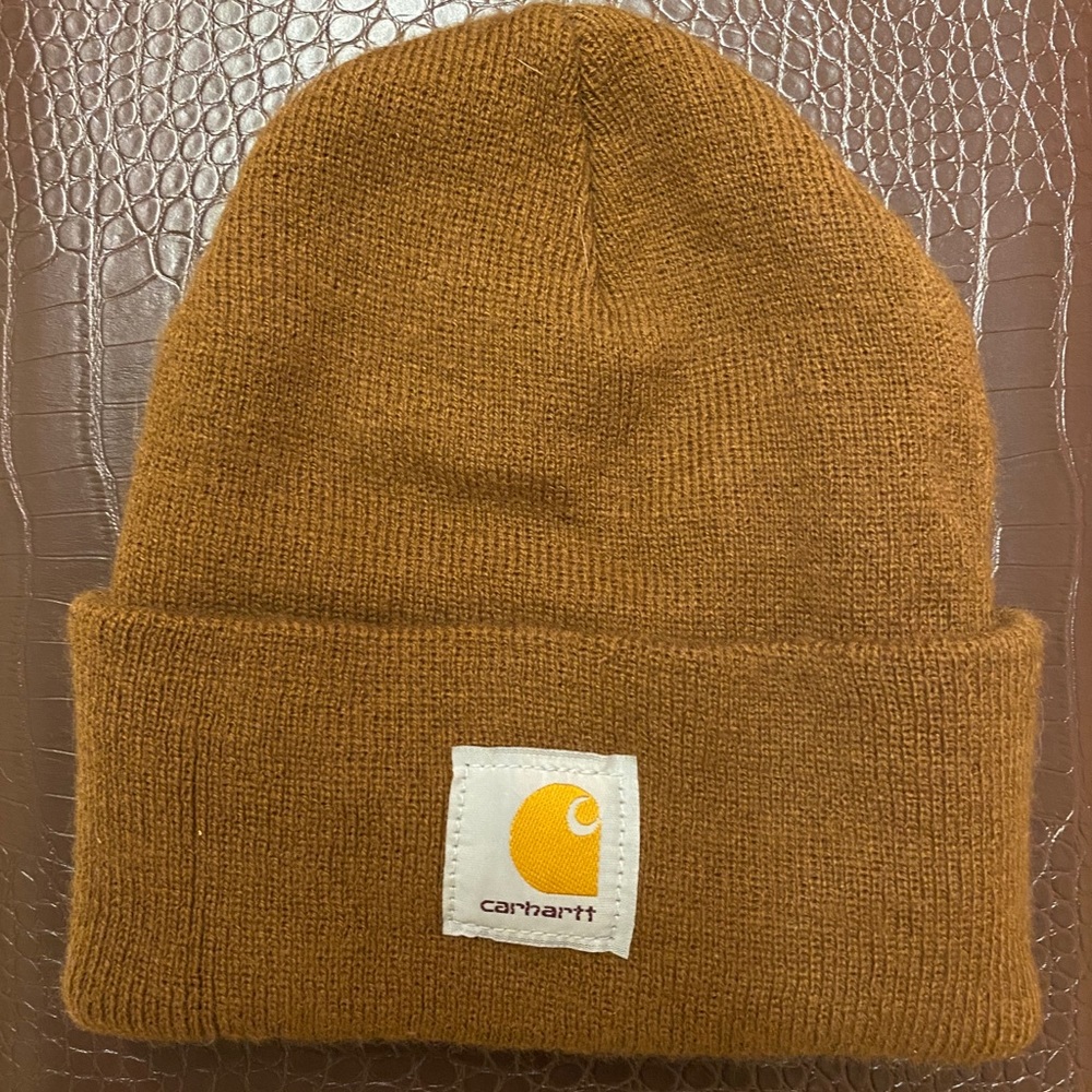 Carhartt hat. Great condition barely worn